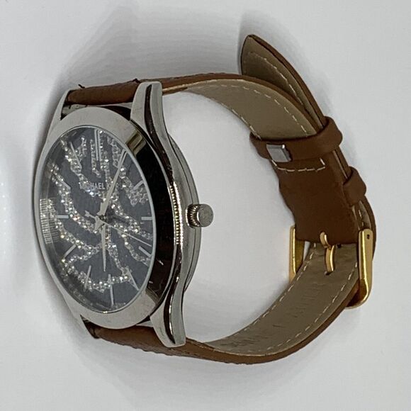 Michael Kors Runway MK3314 Women's Brown Leather Analog Dial Quartz Watch WFH175 - Picture 7 of 11